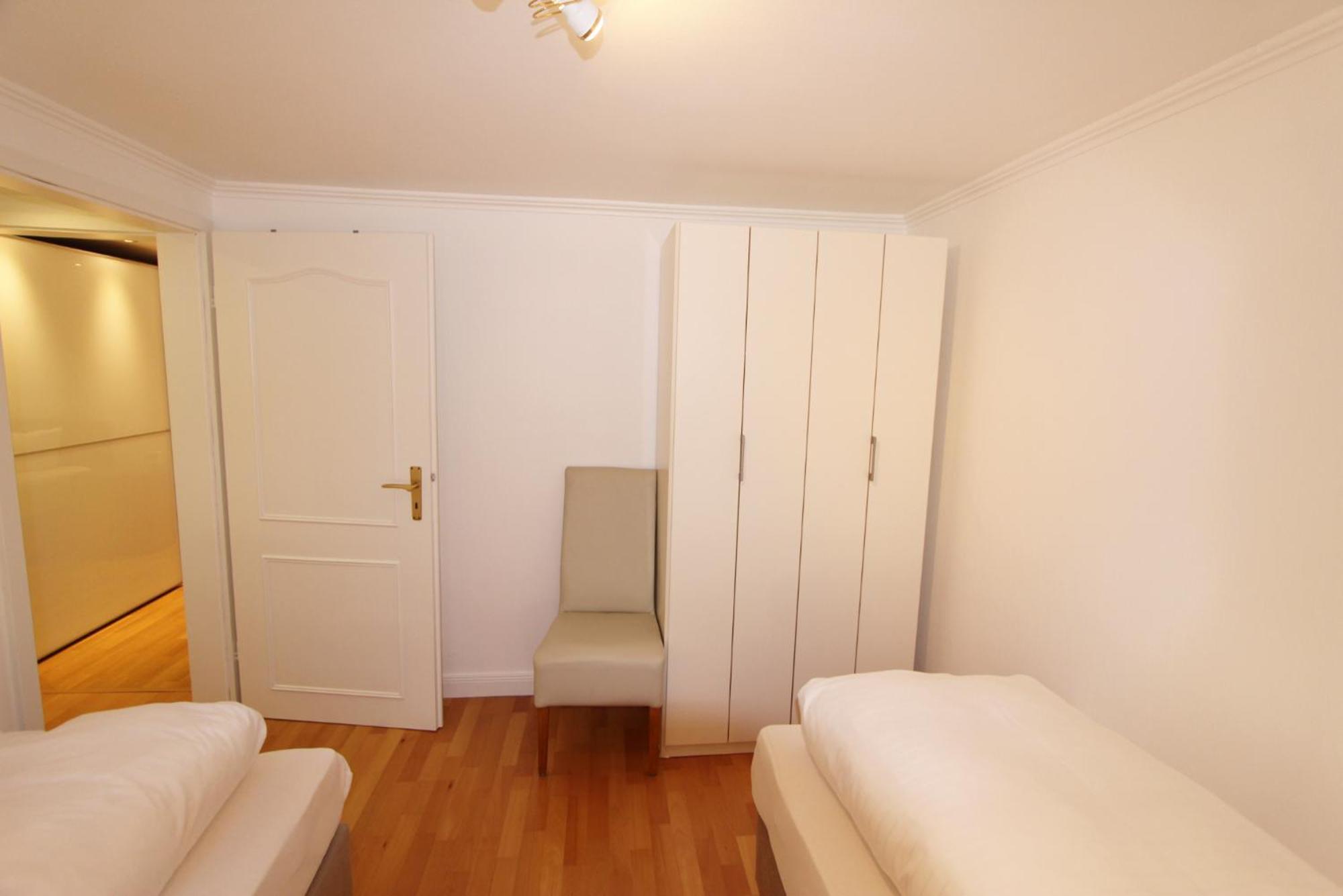 Apartment Wonningstair, - Duenenstr 19, App 1 *