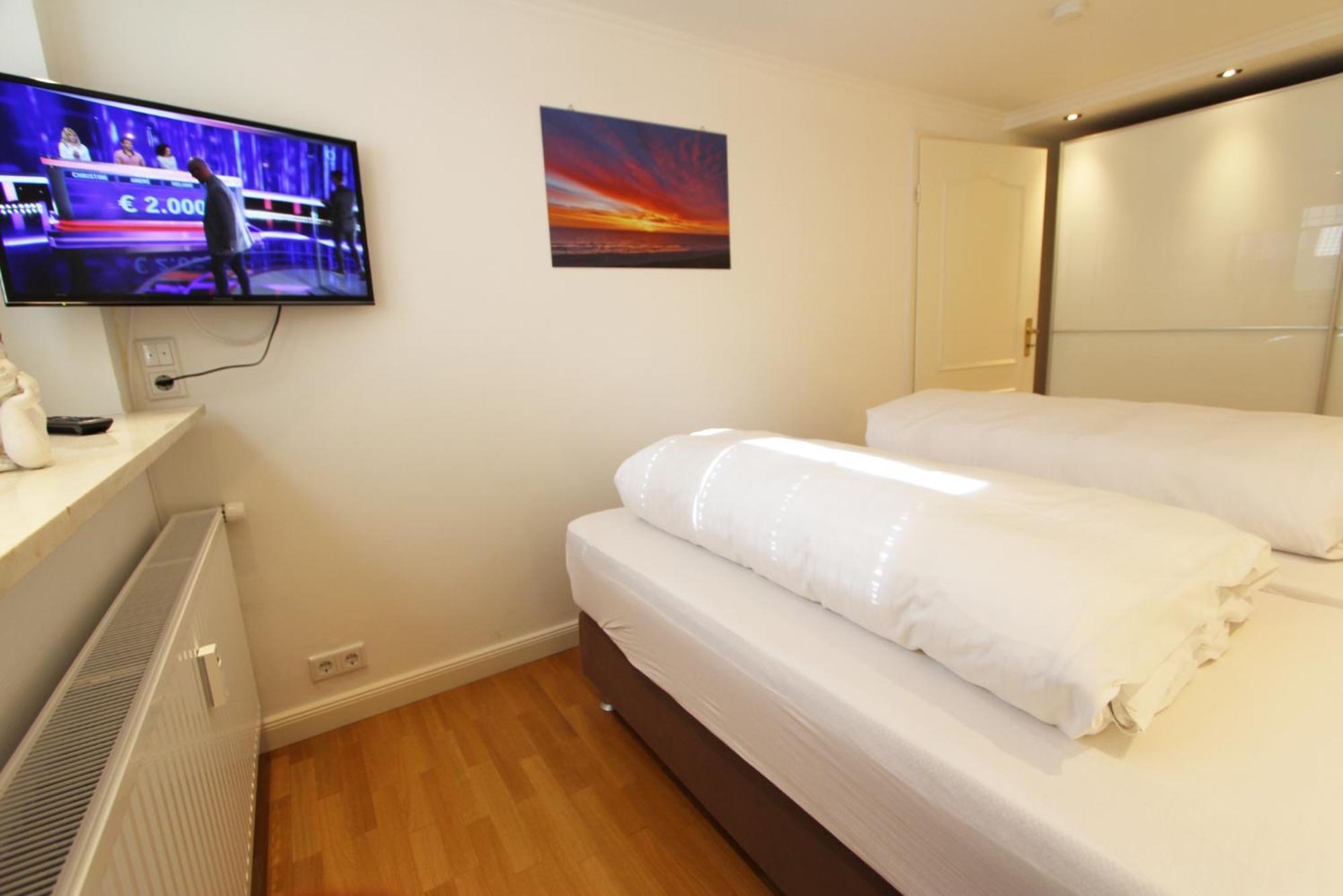 Wonningstair, - Duenenstr 19, App 1 * Wenningstedt-Braderup
