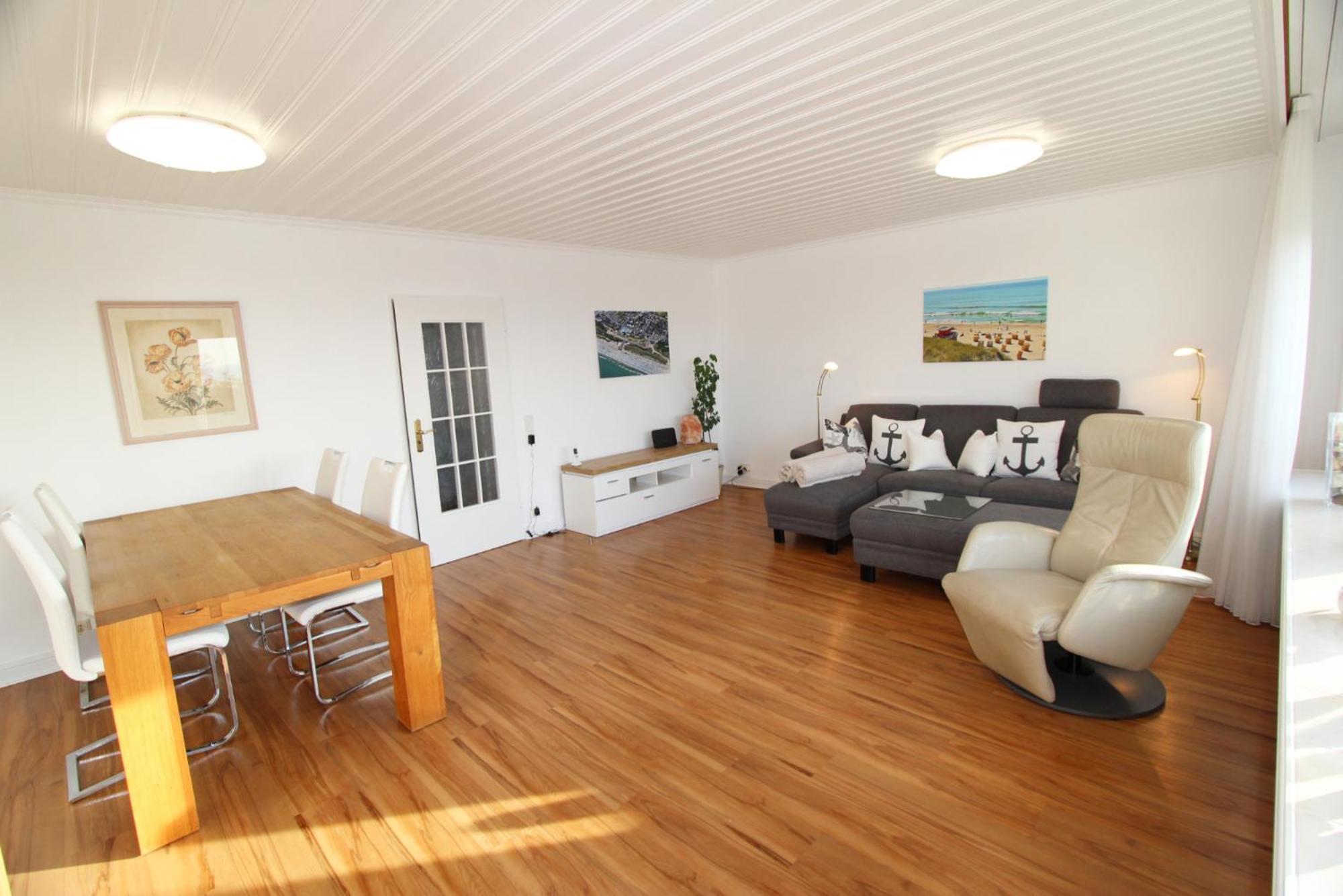 Wonningstair, - Duenenstr 19, App 1 * Wenningstedt-Braderup